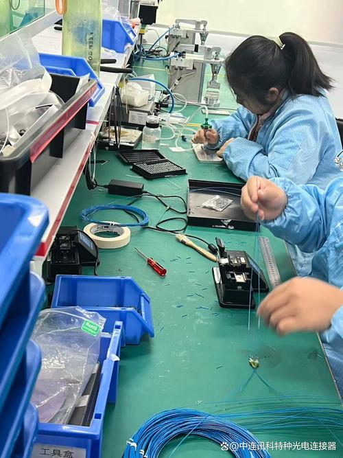 陕西1550保偏连接器购买指南 靠谱渠道汇总 在陕西从事光纤通信,激光